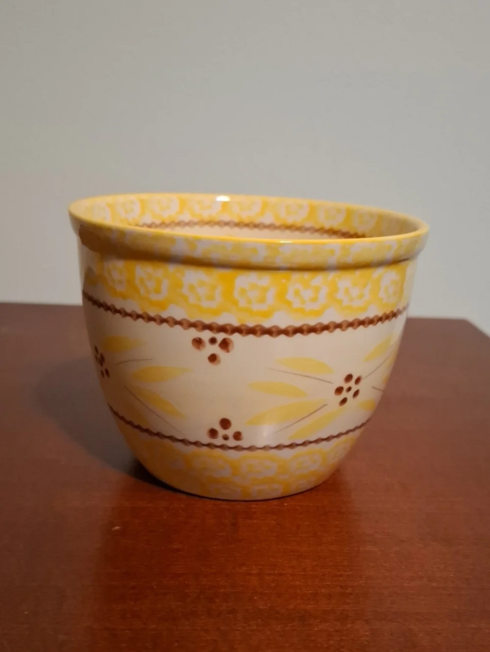 Temptations Presentable Ovenware 1 Quart Yellow Bowls Set Of 2